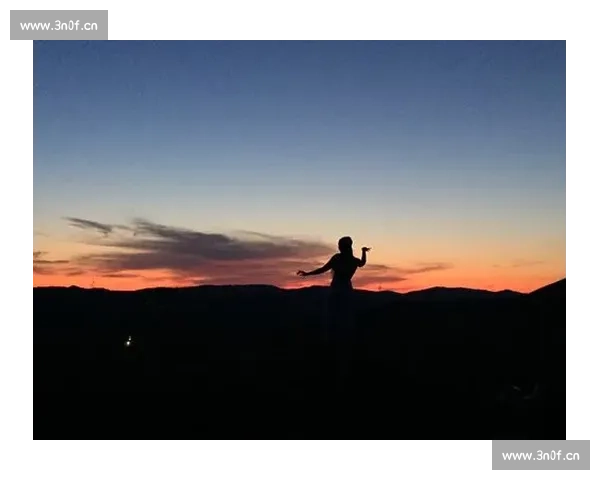 退休小姐姐的幸福生活，从此开启自由与享受的全新篇章